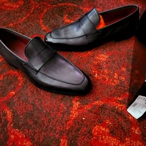 $600 New Magnanni from Saks Fifth Avenue shoes, men's sz 10 (EU 43).